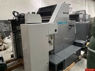 Roland R202