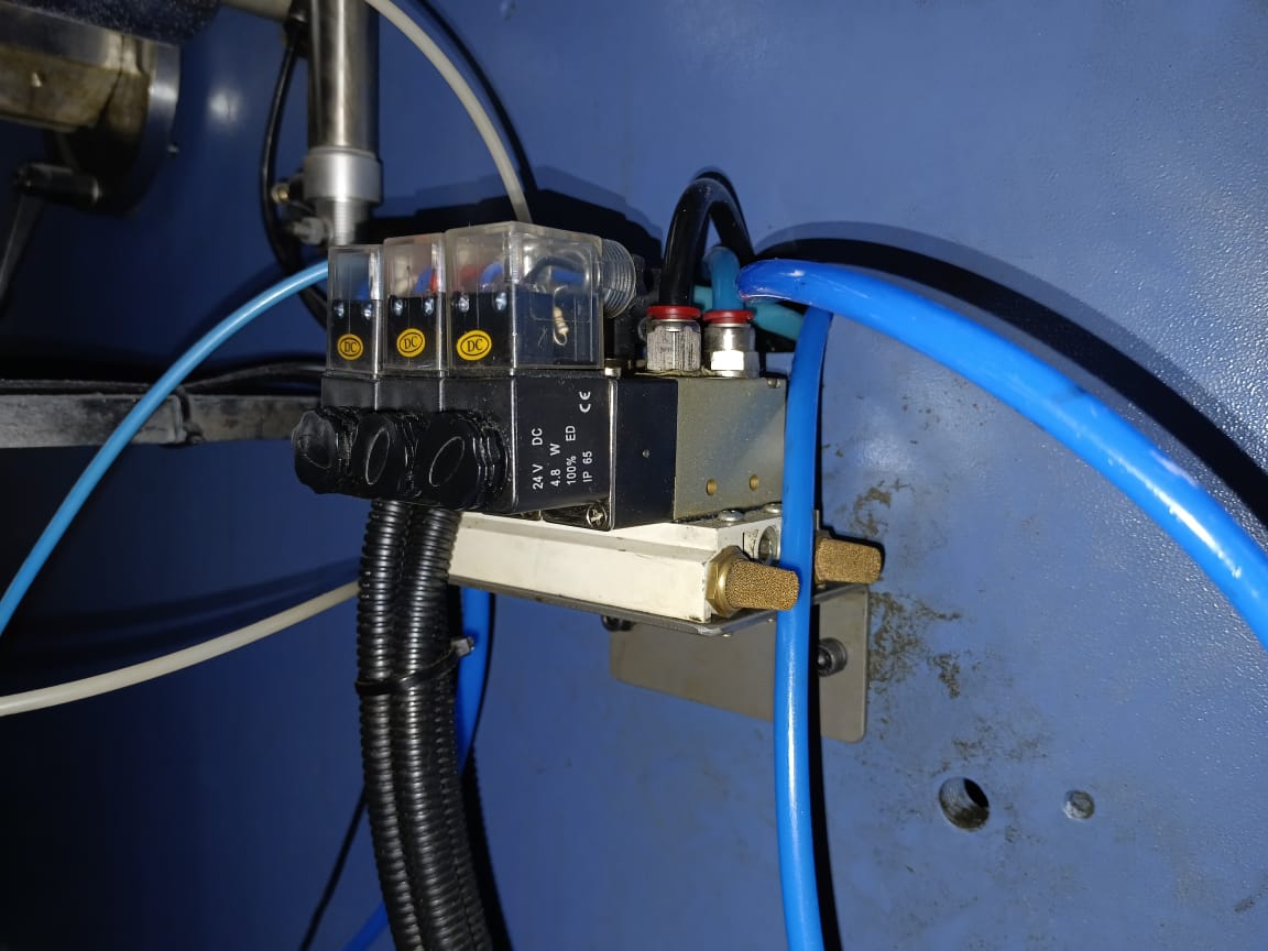 Pneumatic Valve for Royo Machinery en royomachinery.com