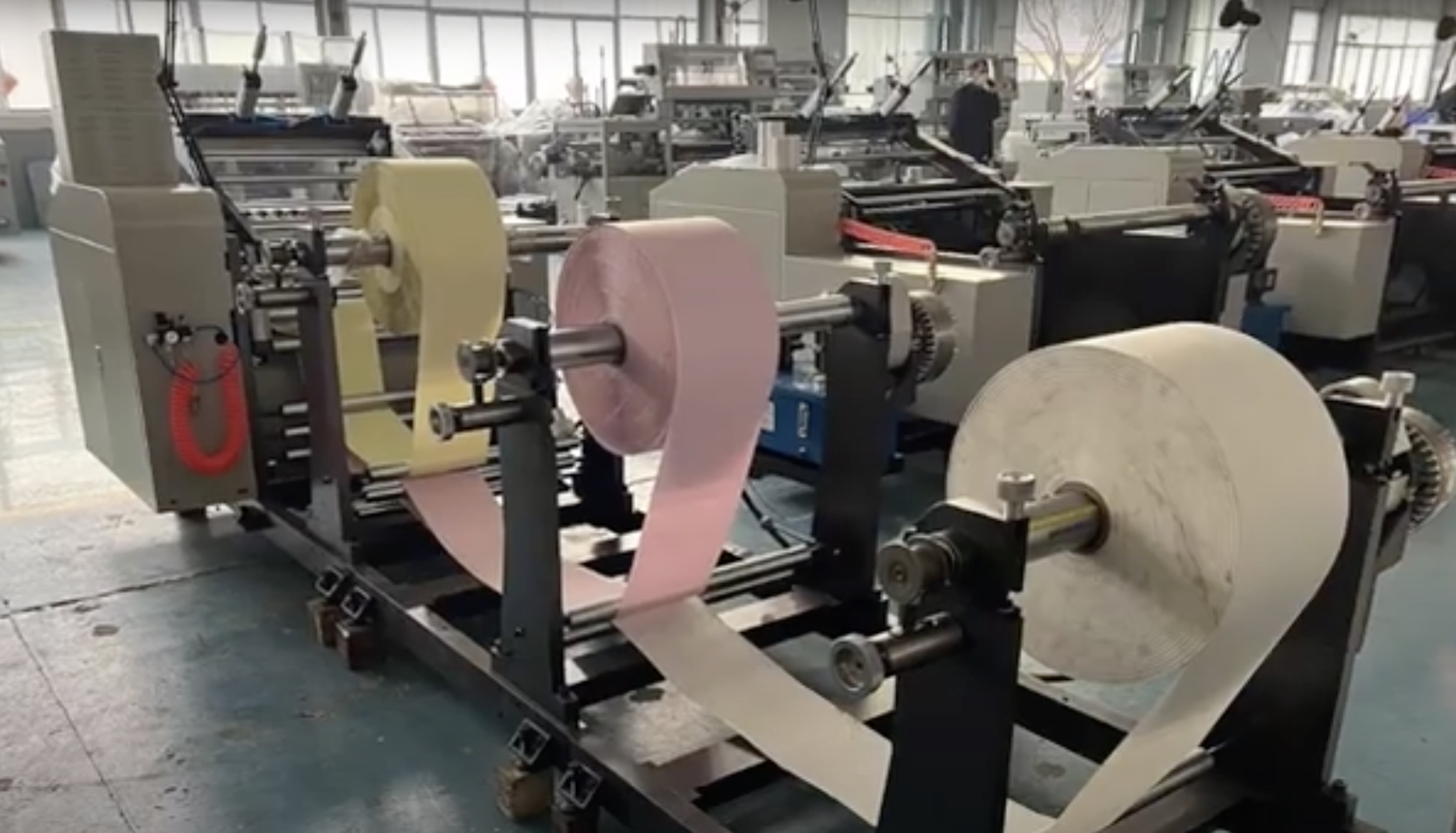 Una instalación exitosa por el equipo Royo Machinery - Instalación Exitosa de Royo Machinery de Tres Máquinas en Ecuador