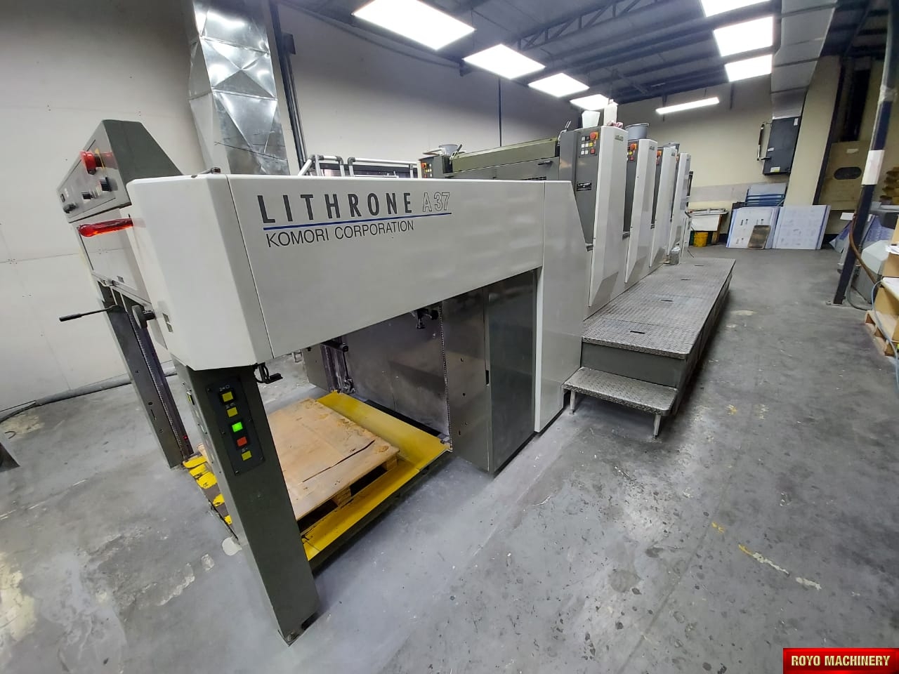Komori LA 437