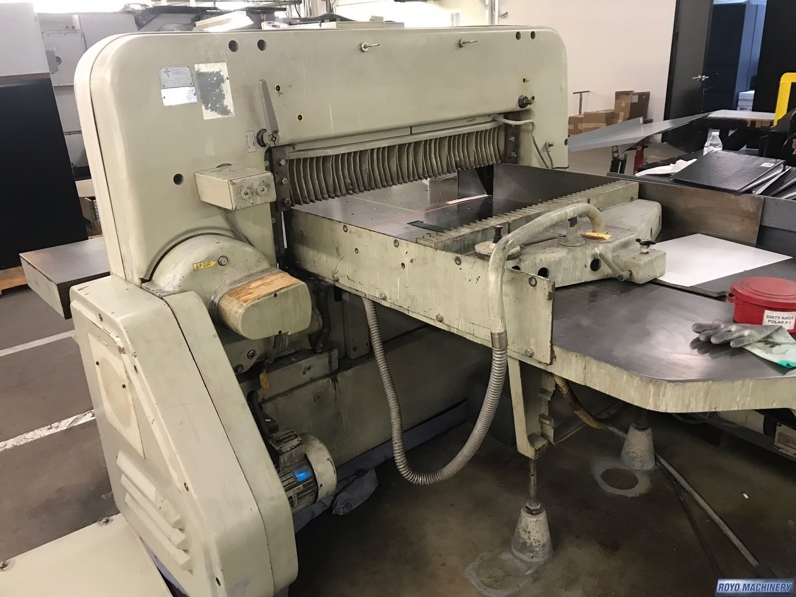 Polar 115 EMC MON