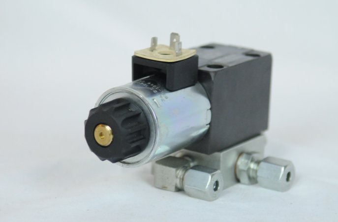 Heidelberg Speedmaster SM CD 102 - Pneumatic Valve Part