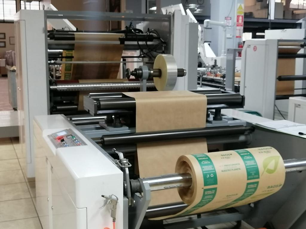 Successful installation by The Royo Machinery Team - Paper Bag Making Machine RHY-330