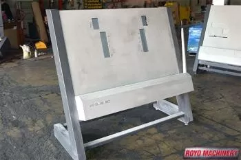 Nela 102