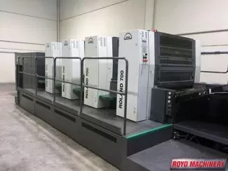 Roland R704