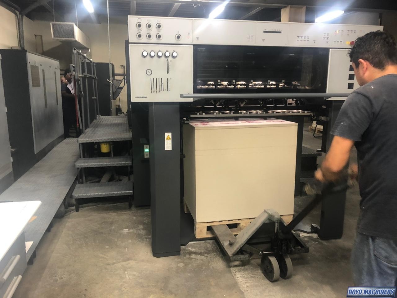 Heidelberg Speedmaster SM CD 102-2